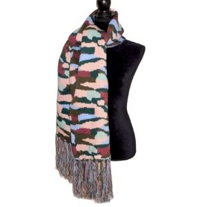 Express Pink Camo Camofluage Knit Scarf NWT